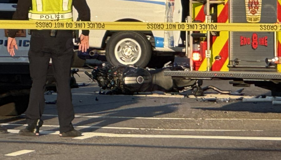 Motorcyclist dies in crash with car in Fayetteville along Cliffdale Road, police say