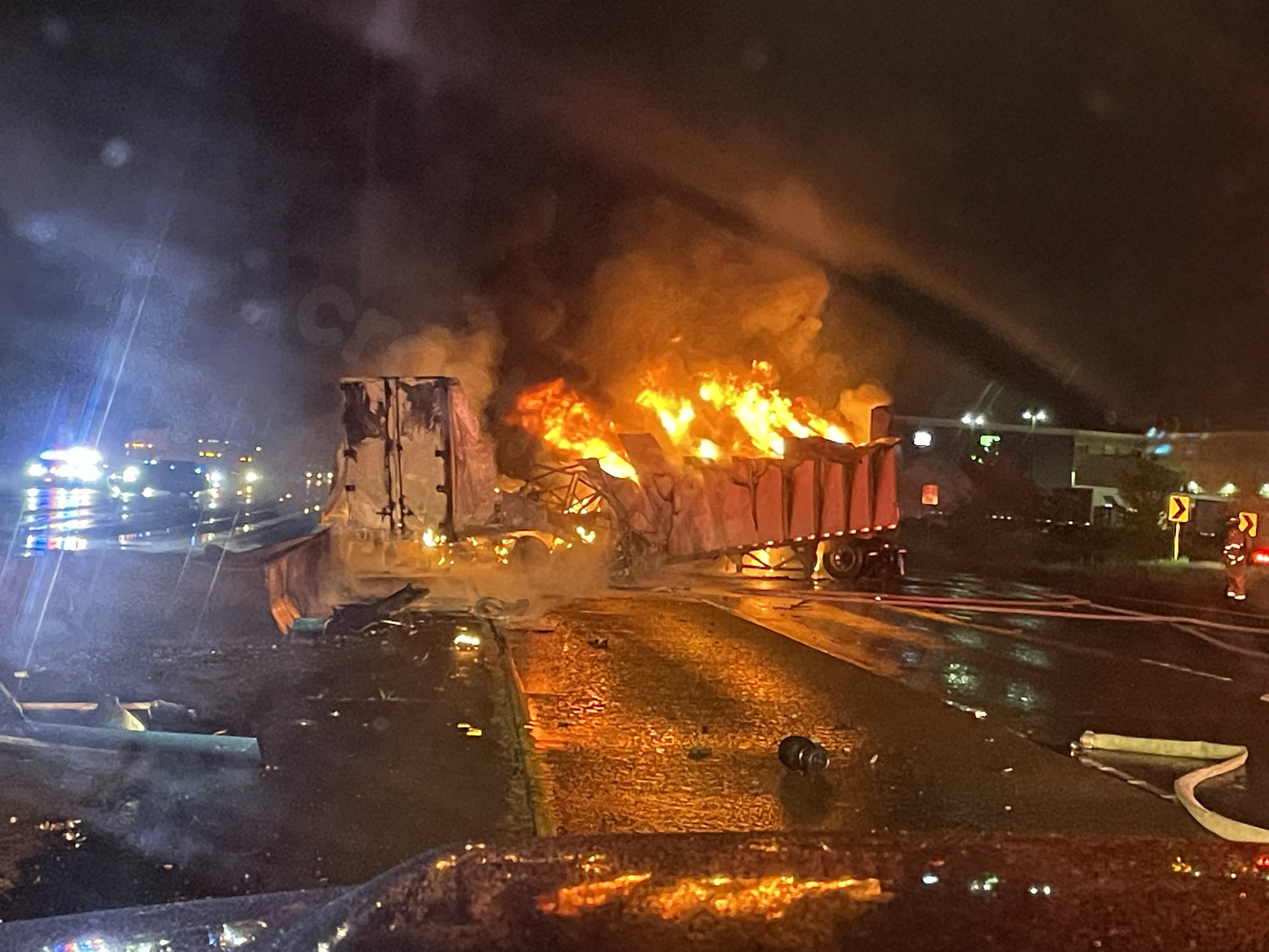 Semi-truck driver killed in crash on I-5 in Tacoma, WA