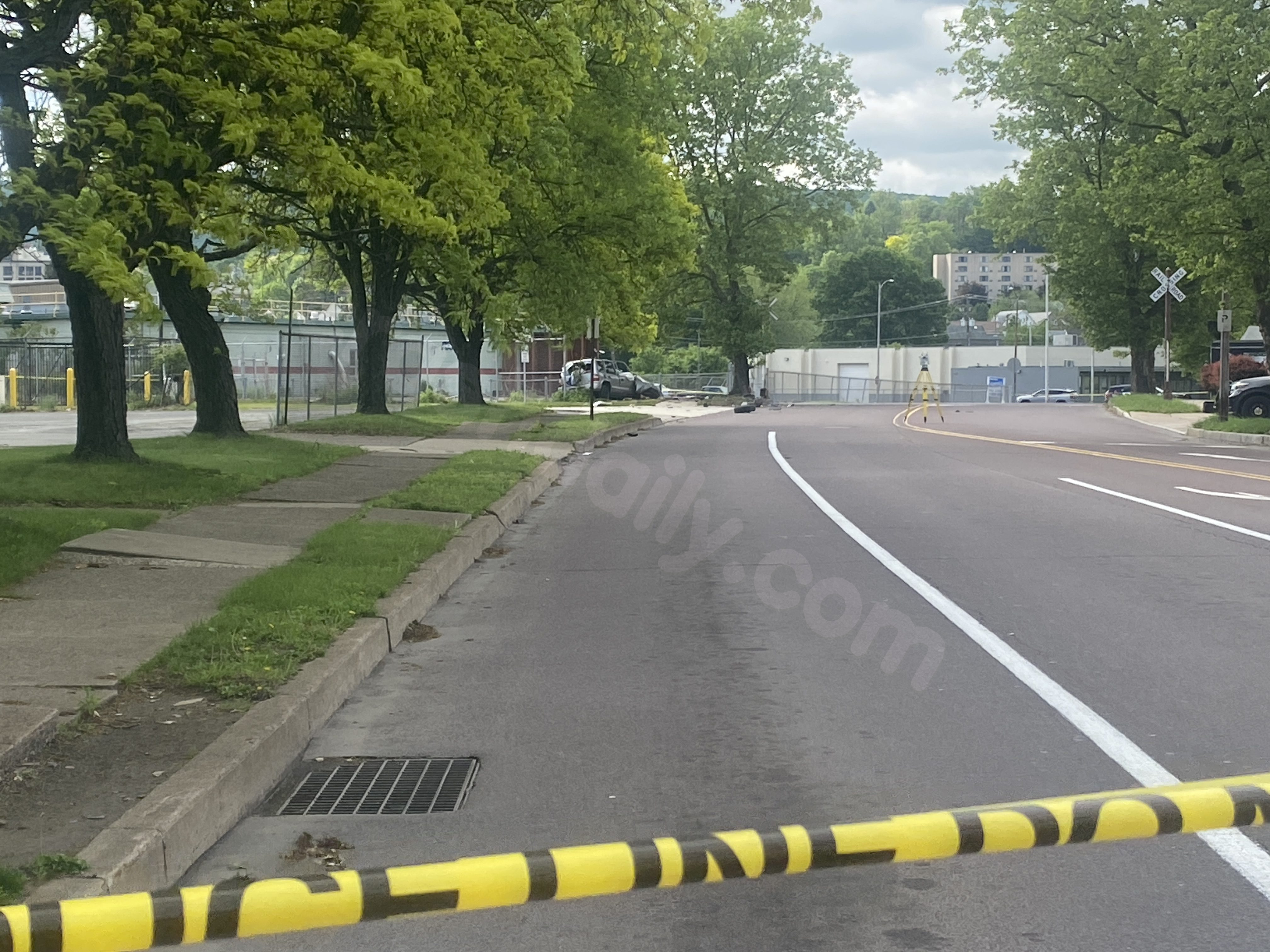 One man dead after fatal crash into tree