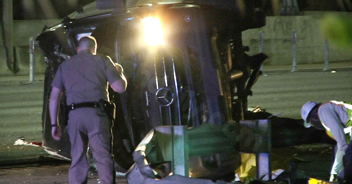 Fatal I-95 crash in Broward involving Mercedes Sprinter and Tesla closes southbound lanes for hours