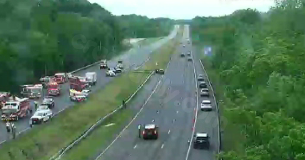 2 passengers in box truck killed in fiery crash on I-70 in Frederick County