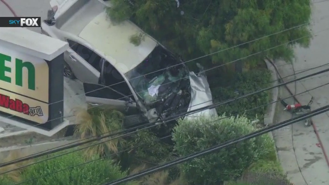 2 people, including innocent driver, killed in fiery crash in South Gate