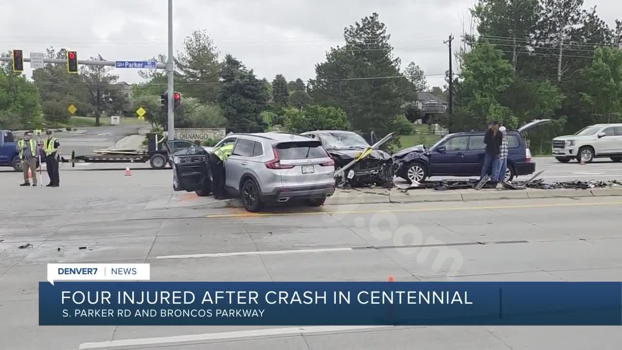 4 injured in 4-vehicle crash on Parker Road in Arapahoe County