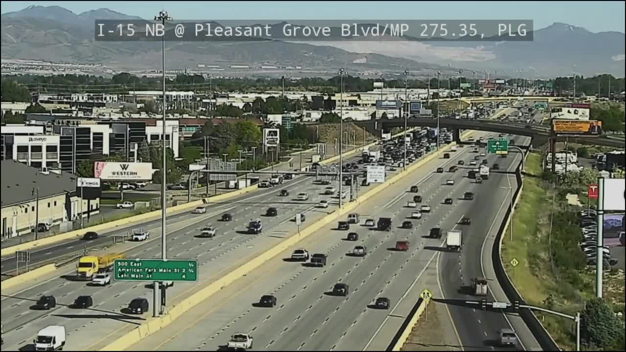 WATCH LIVE: One person dead following multi-vehicle crash on southbound I-15