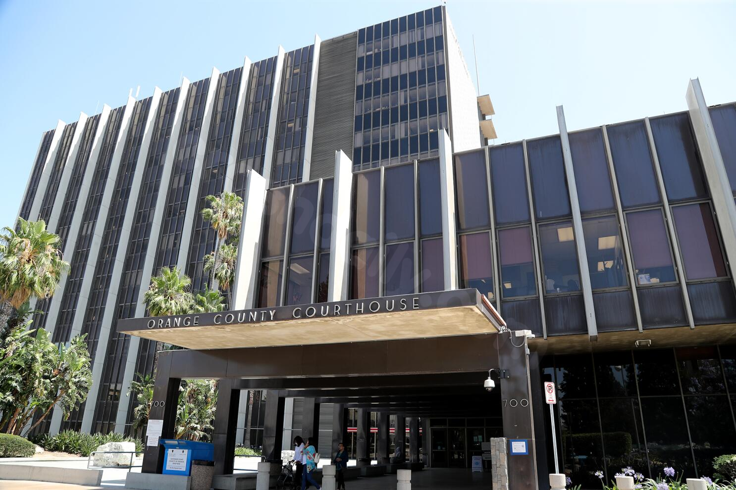 Man stands trial for deadly DUI crash in Irvine