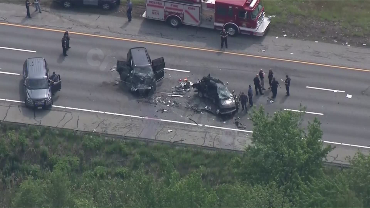 Police investigating crash closes Route 3 near Tyngsborough