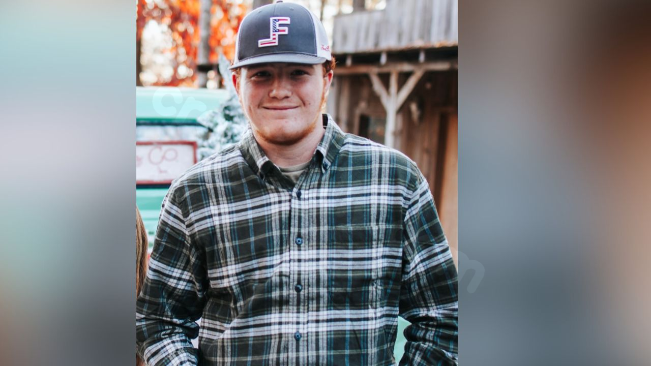 Teen's Death Mourned by Woodstock High School