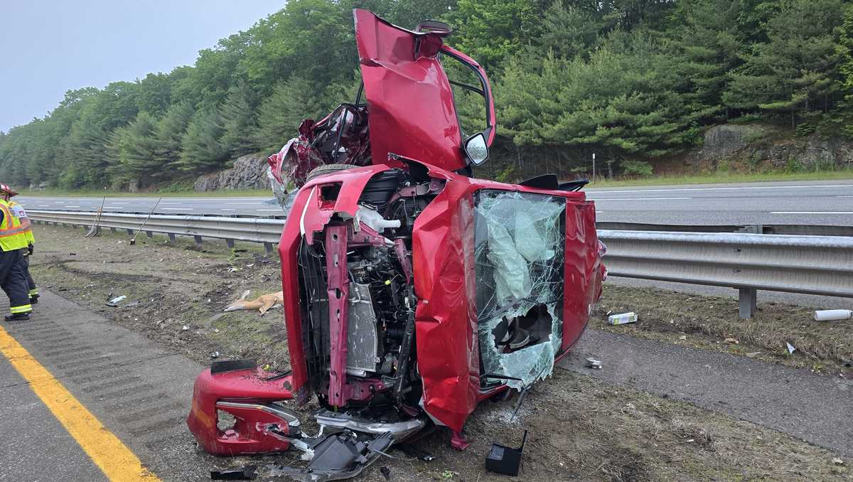Deer causes collision involving 3 vehicles on Maine Turnpike