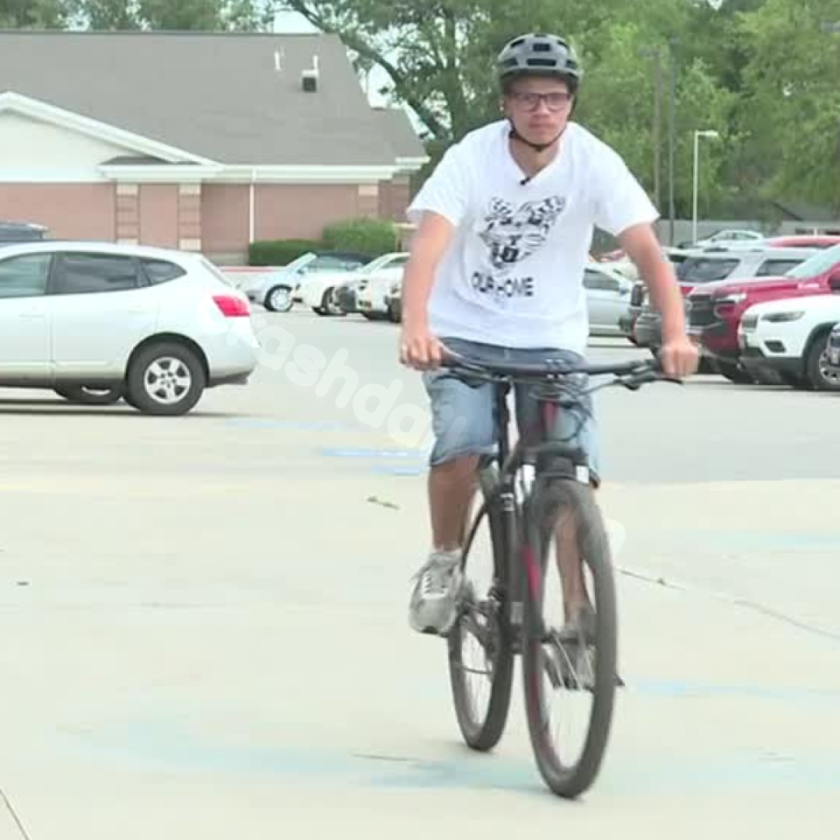West Jordan student gets new bike after accident with help from police officer