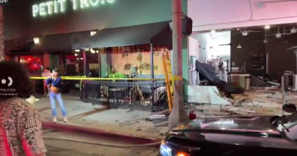 Traffic accident at Sherman Oaks café, no injuries recorded.