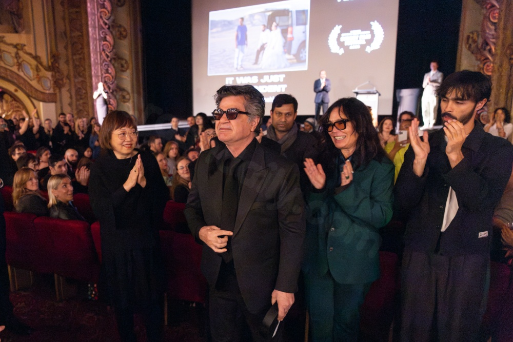 'Accidental winner: Jafar Panahi's film awarded top prize at Sydney Film Festival'