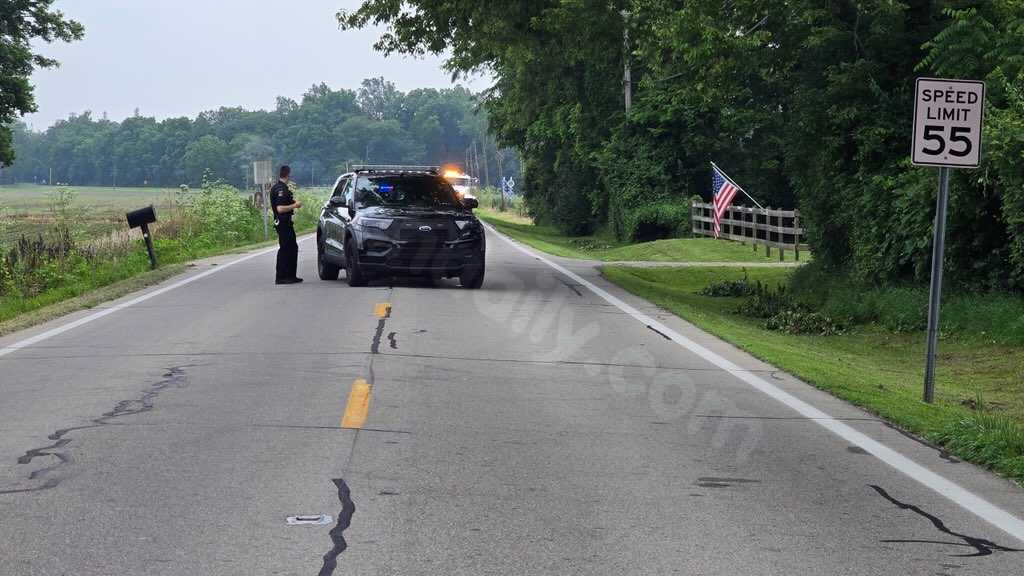 Fatal crash in Oxford Township: Man dies in single-vehicle accident