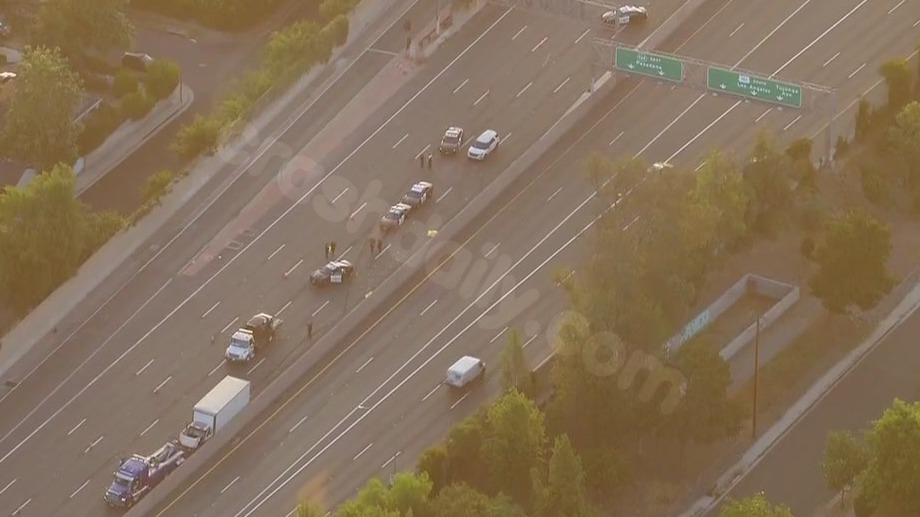 Fatal crash on 101 Freeway in Studio City causes 2 deaths