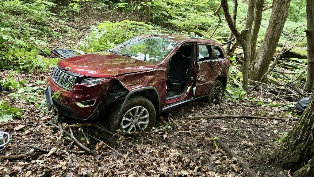 Vehicle accident sends 2 to hospital after fall in Highland Park