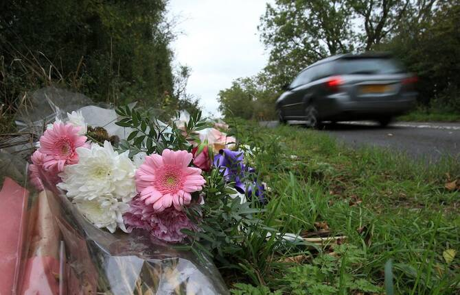 Criticism over UK police for failing to arrest US diplomat's wife in deadly accident