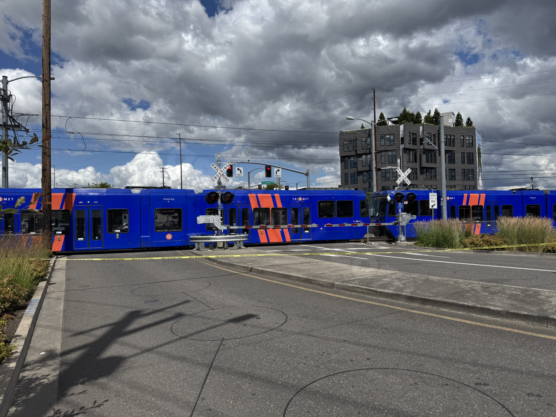 Fatal collision between bicyclist and MAX train in SE Portland, according to TriMet