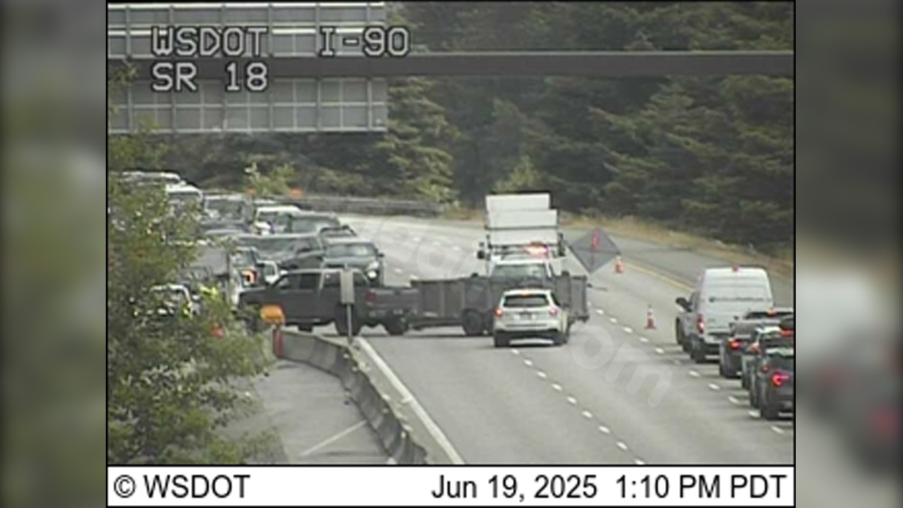 Detectives look for witnesses, footage from fatal I-90 crash in Fall City, WA