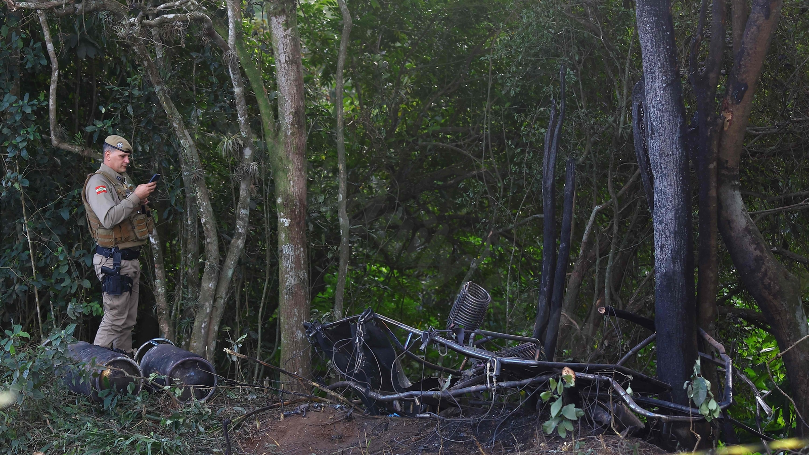 Survivors of Brazil hot air balloon crash: 13 escape fire that claimed 8 lives; accident cause investigated