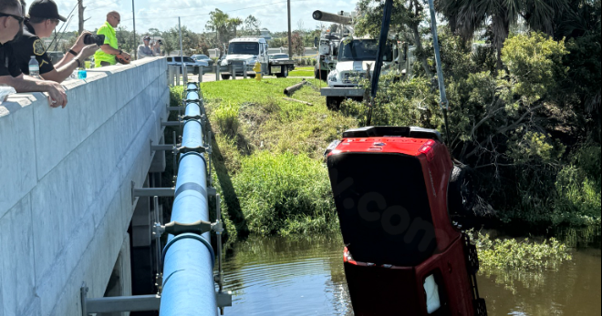Alligators impede rescue at fatal Florida canal crash that claimed life of 19-year-old driver, authorities report