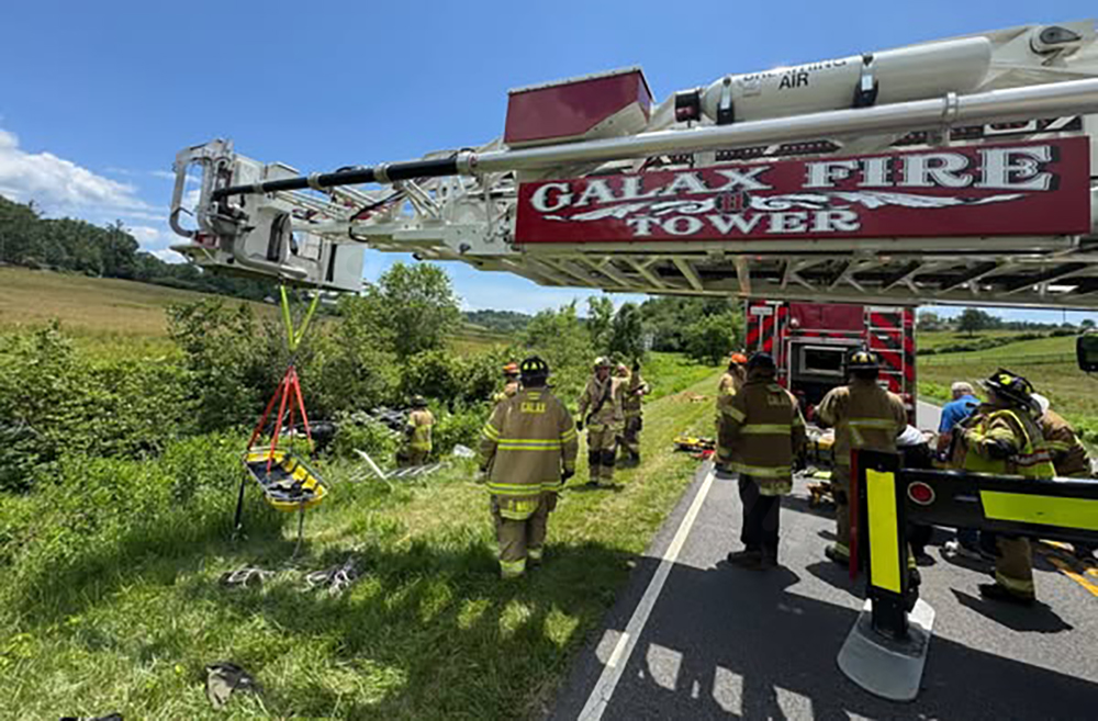 Galax FD attends solitary vehicle crash on Skyline Highway