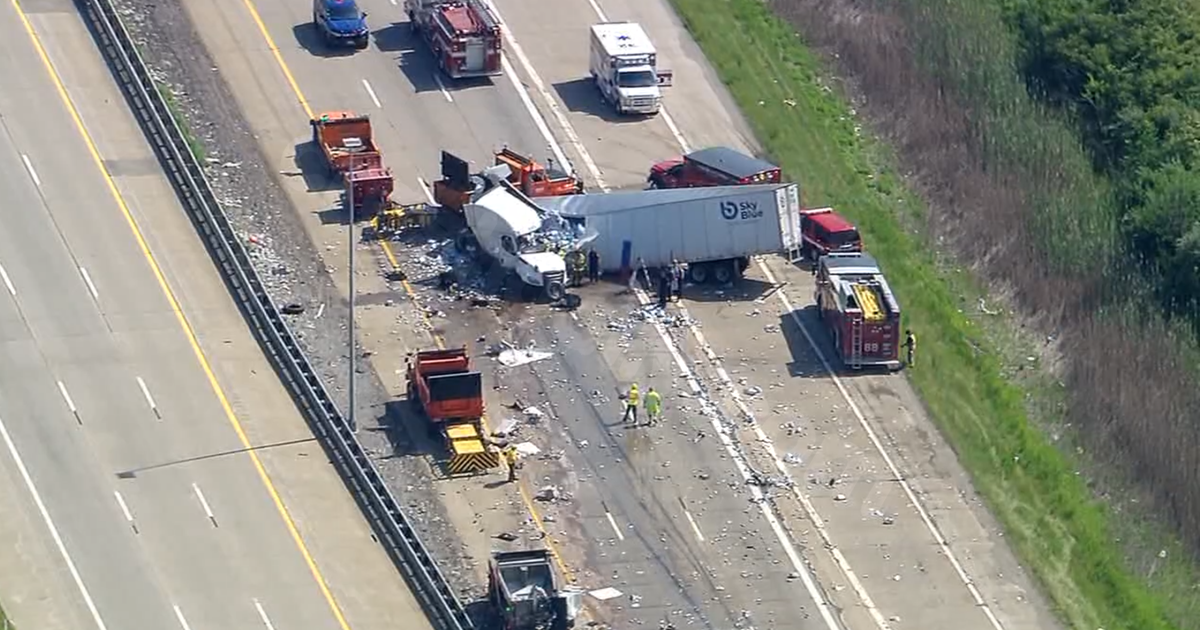 Fatal accident on I-75 involving truck driver and multiple MDOT crew members.
