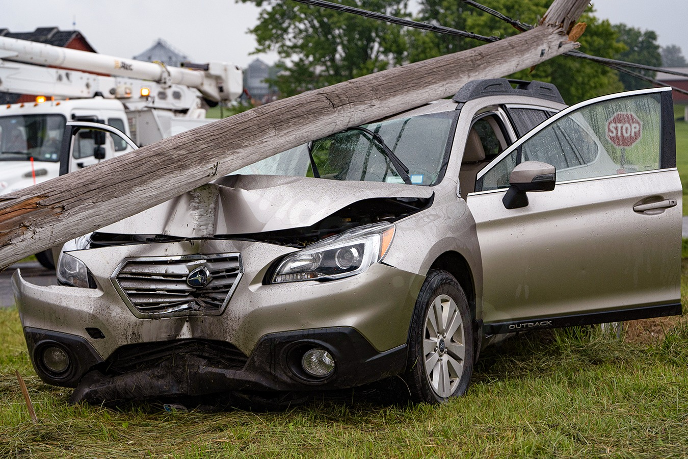 Car collides with utility pole in Skaneateles