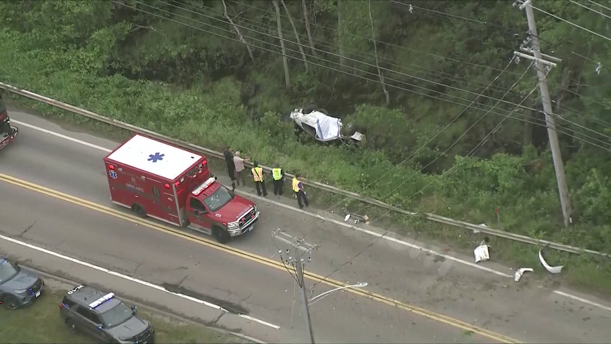 Fatal accident as car overturns into water