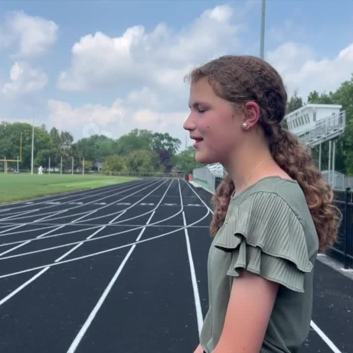 7th grader creates scholarship in memory of teen killed in car accident