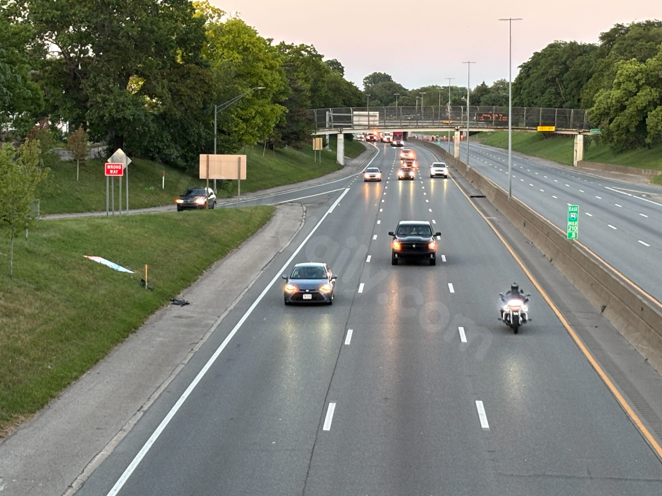 Fatal motorcycle crash on westbound I-94 in Detroit