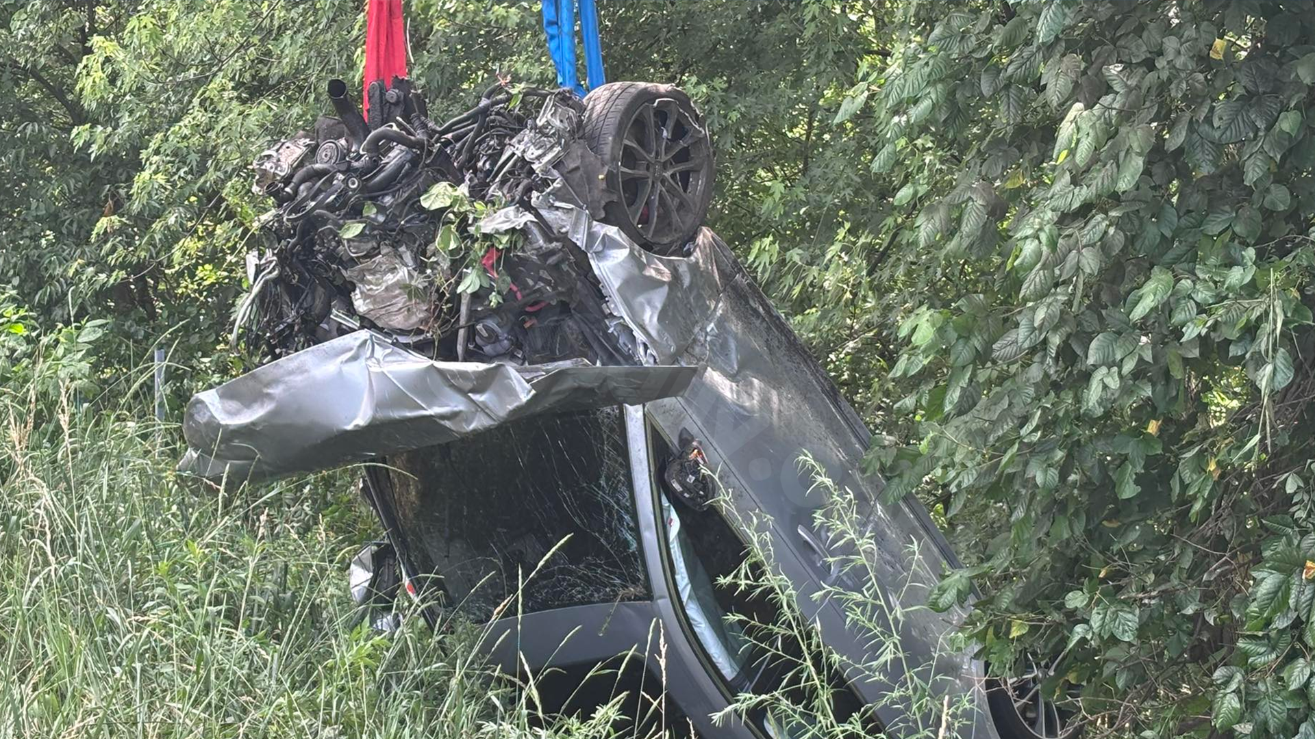 Four people injured in a rollover accident on I-91 in Longmeadow