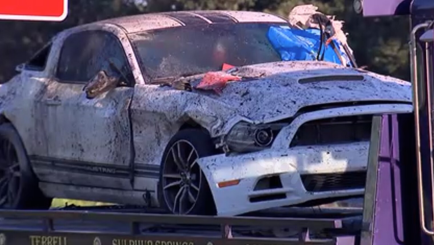Serious accident on IH-20 sends Bossier City family members to hospital