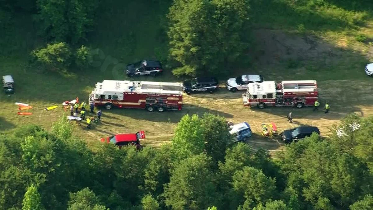 Emergency at New Jersey airport as small plane crashes