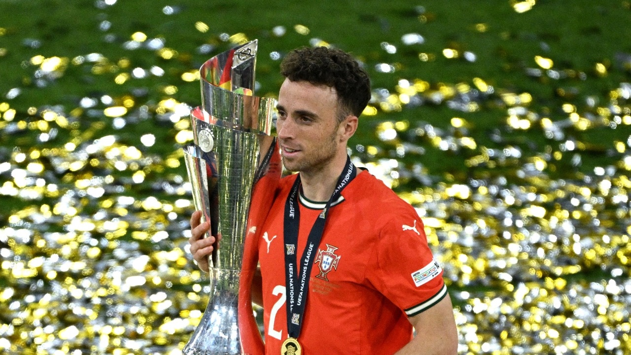 Liverpool player Diogo Jota dies 10 days after wedding in car accident.