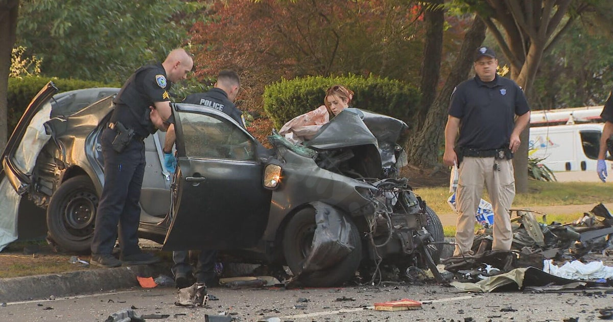 Fatal car crash on busy Milton road