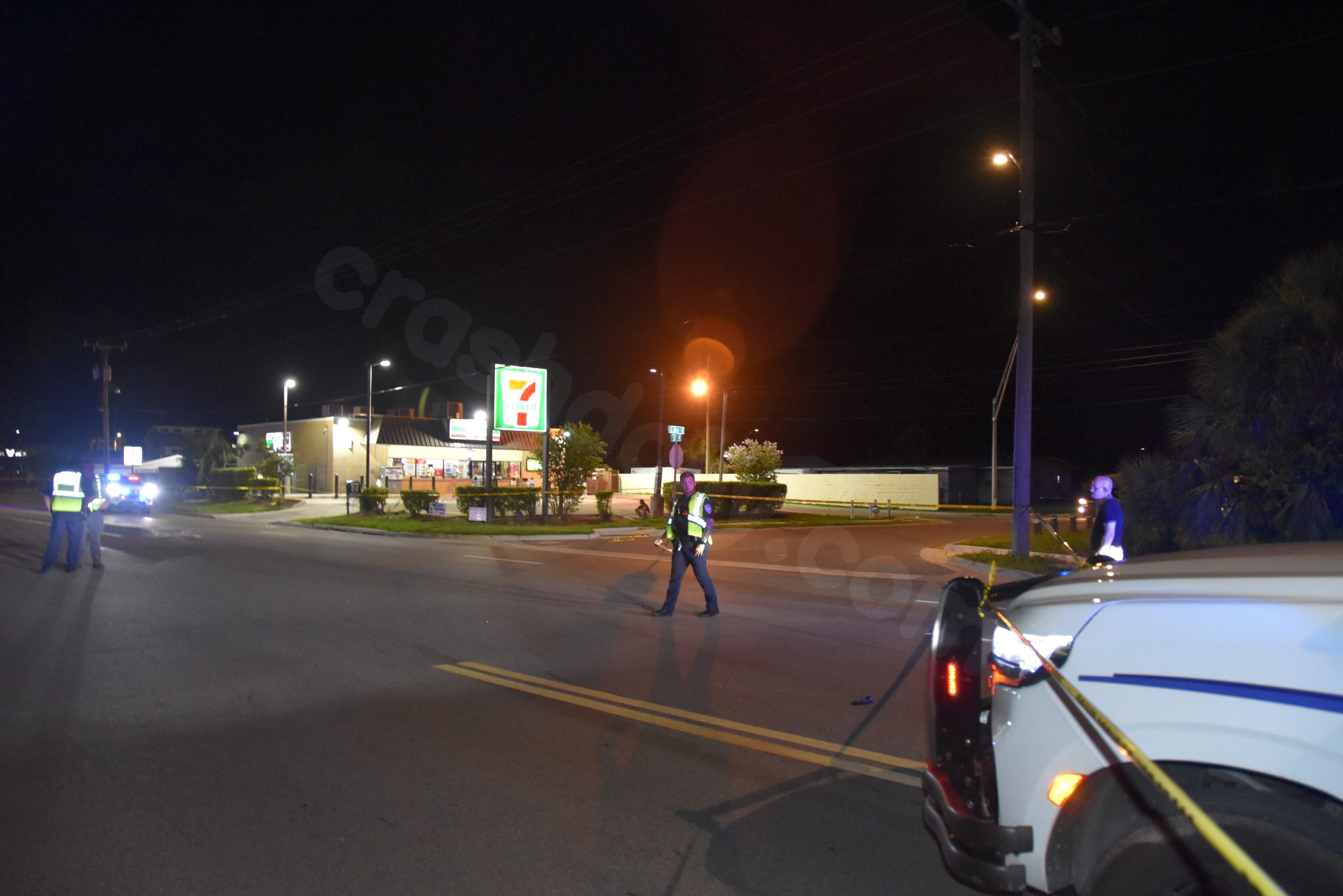 Fatal crash in Bradenton leaves one dead, one critically injured