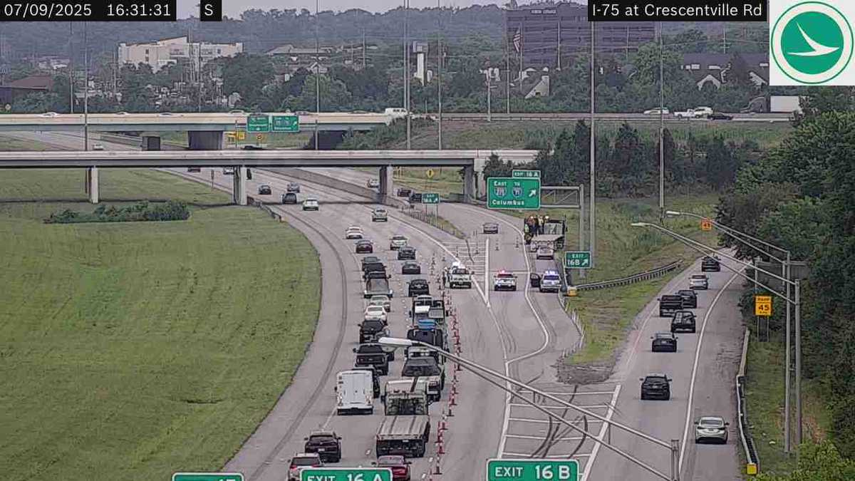Traffic accident shuts down I-275 on-ramp in Sharonville