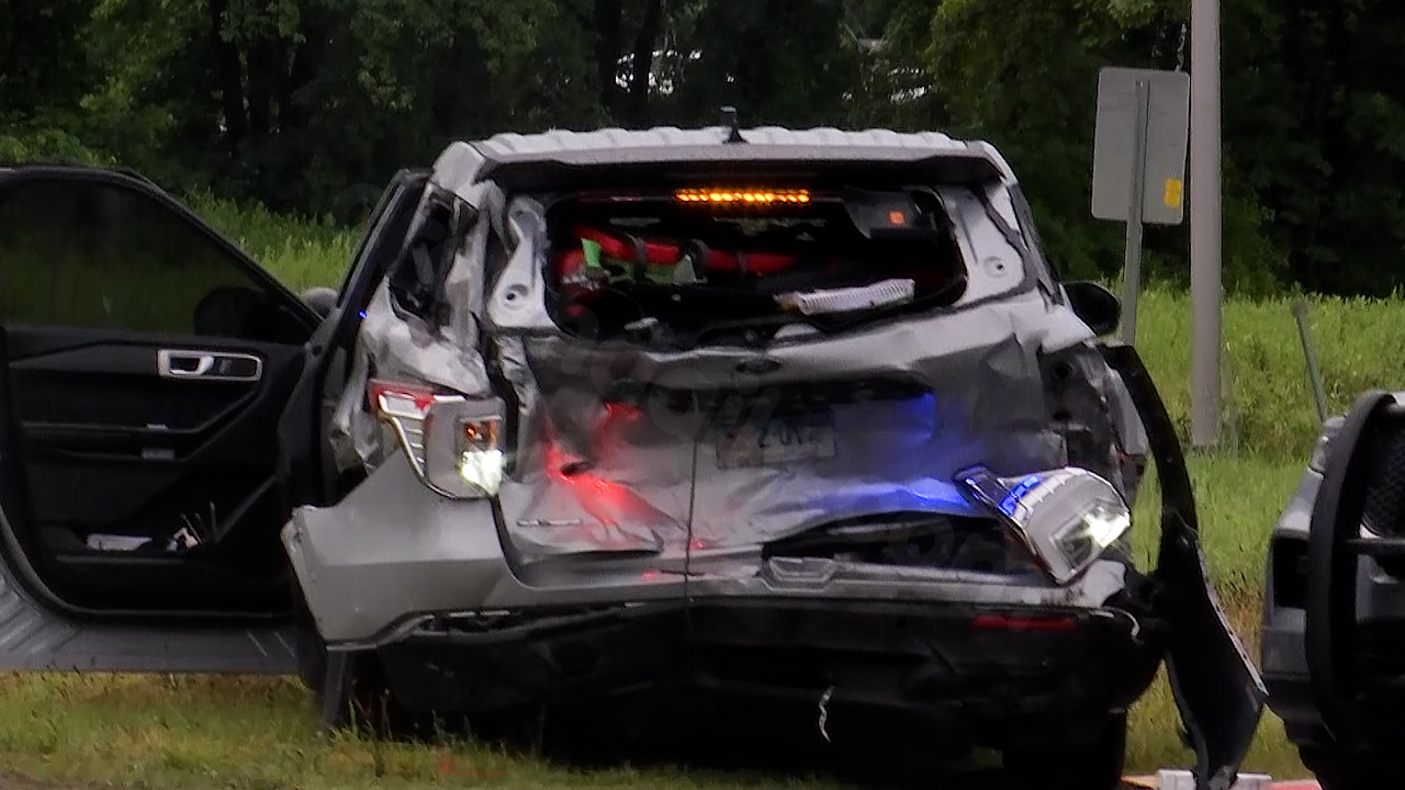 Two state police officers hit on I-91 North in Enfield
