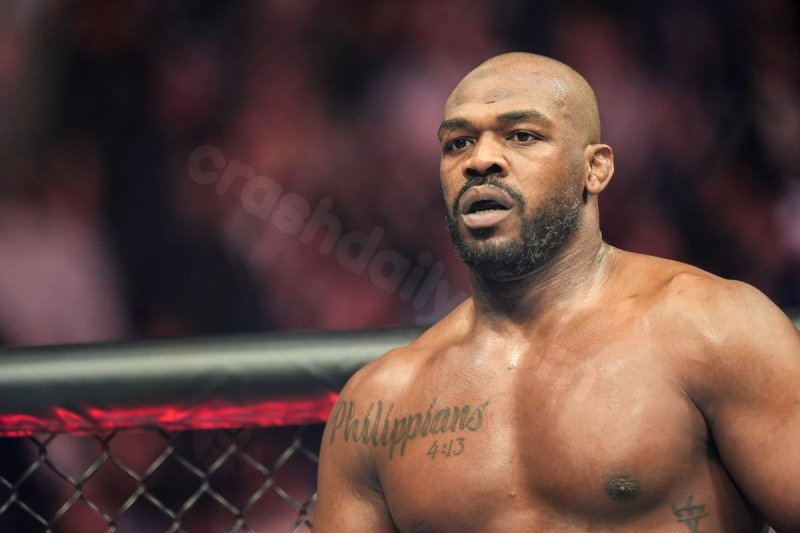 Jon Jones, UFC icon, faces additional charges after February car accident in New Mexico