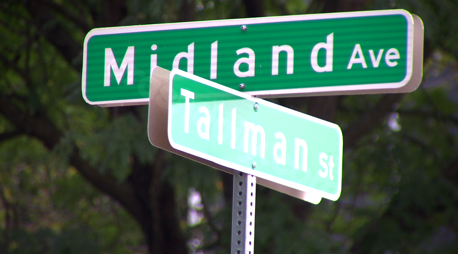 Motorcycle accident leaves man in critical condition in Syracuse