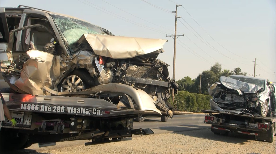 Fatal minivan crash near Exeter