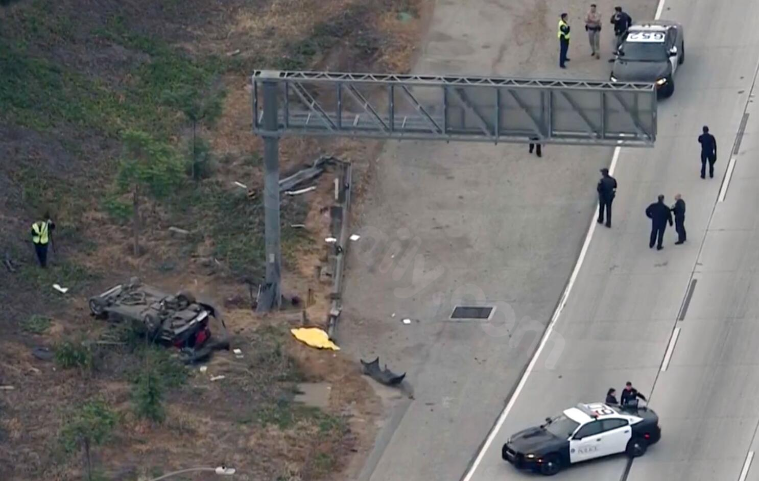 Fatal police pursuit crash in Orange County leaves 3 car burglary suspects dead; 2 others injured