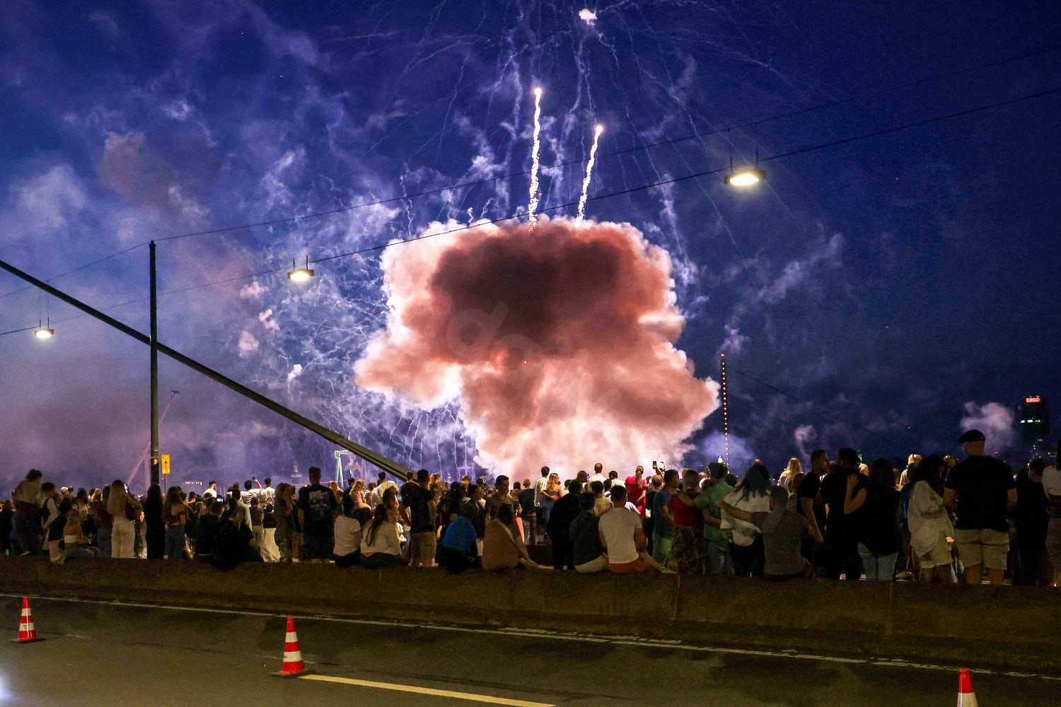 Fireworks mishap injures 19 at fair in western Germany