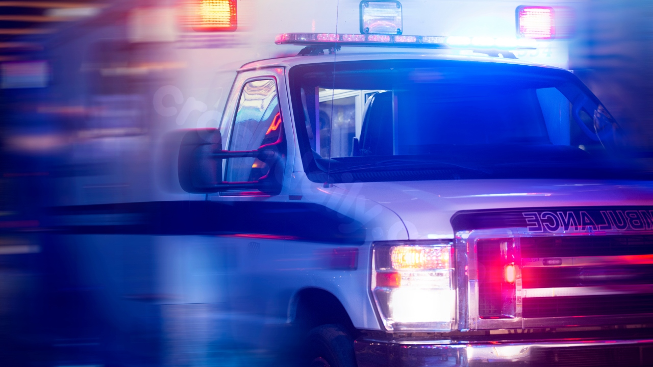 Fatal crash involving 2 teens, 1 injured: authorities