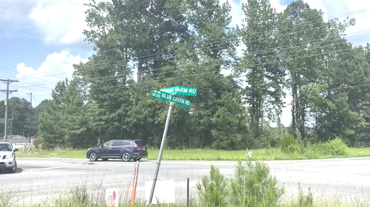 Deadly crash involving multiple vehicles in Onslow County
