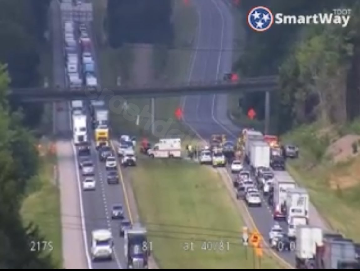 Eight people injured in Jefferson County crash