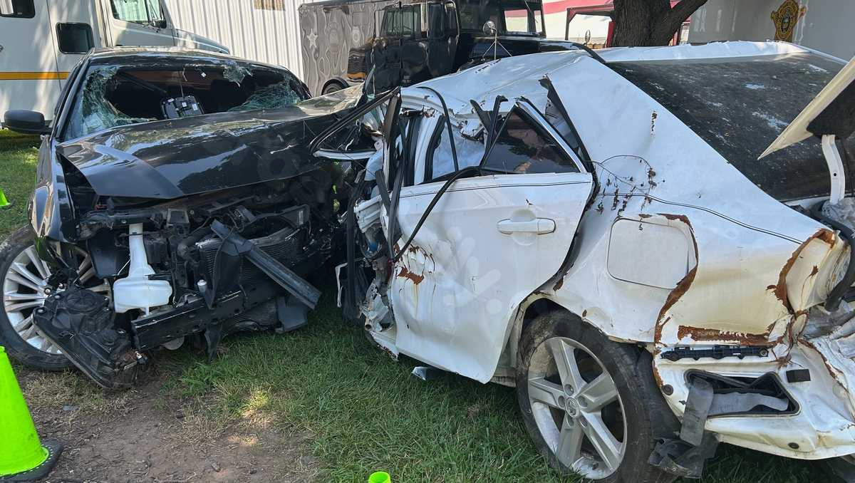 Fair showcases crash aftermath to promote safe driving