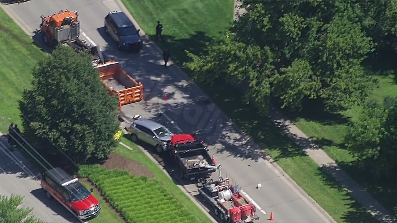 Worker fatally injured in Farmington Hills traffic accident