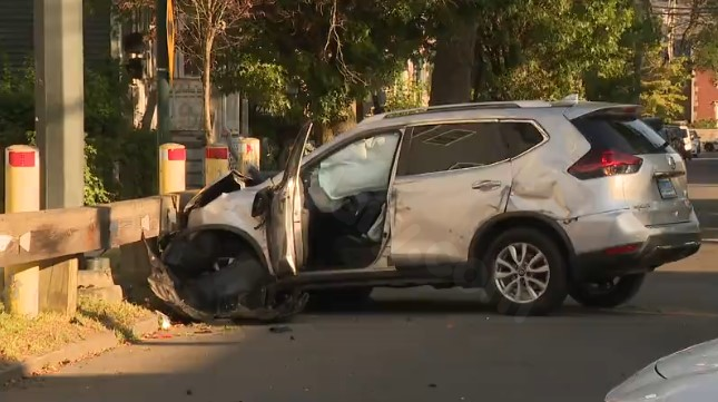 Investigation of car crash with stolen vehicle in New Haven
