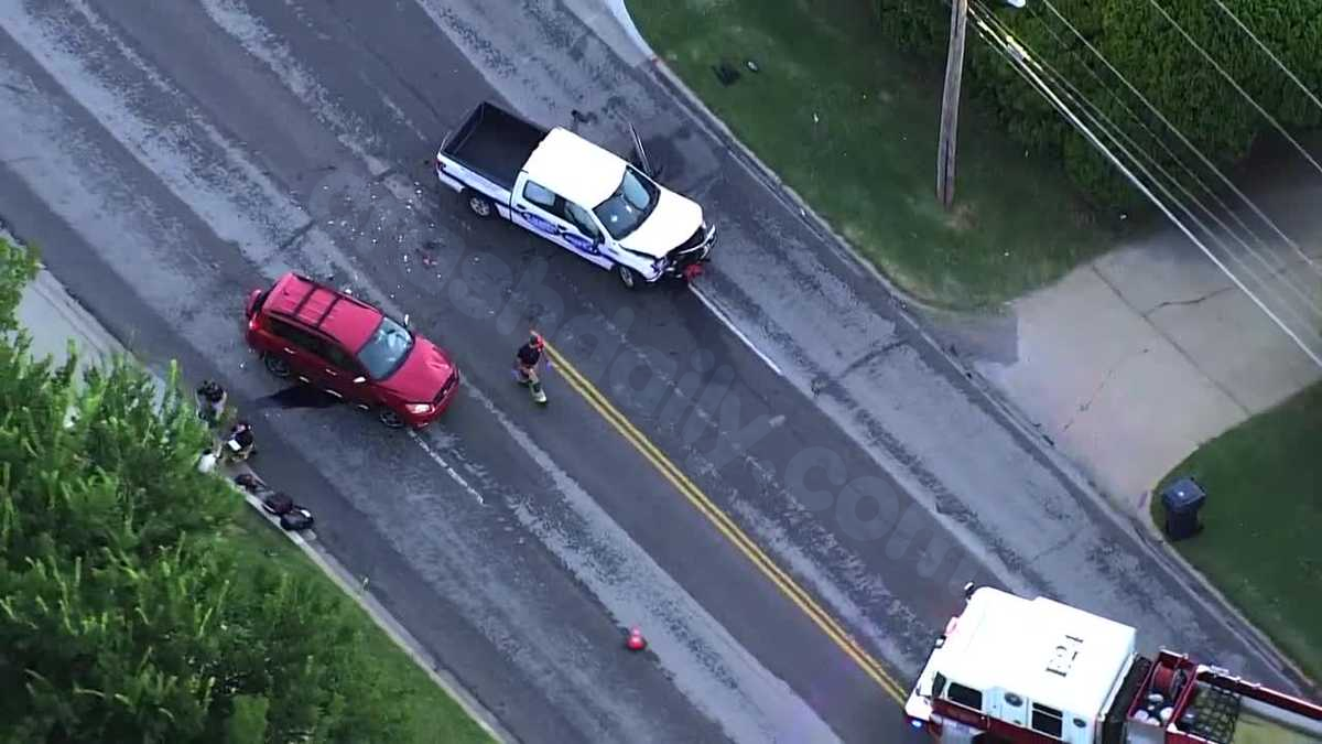 Multi-vehicle crash causes shutdown in northwest OKC