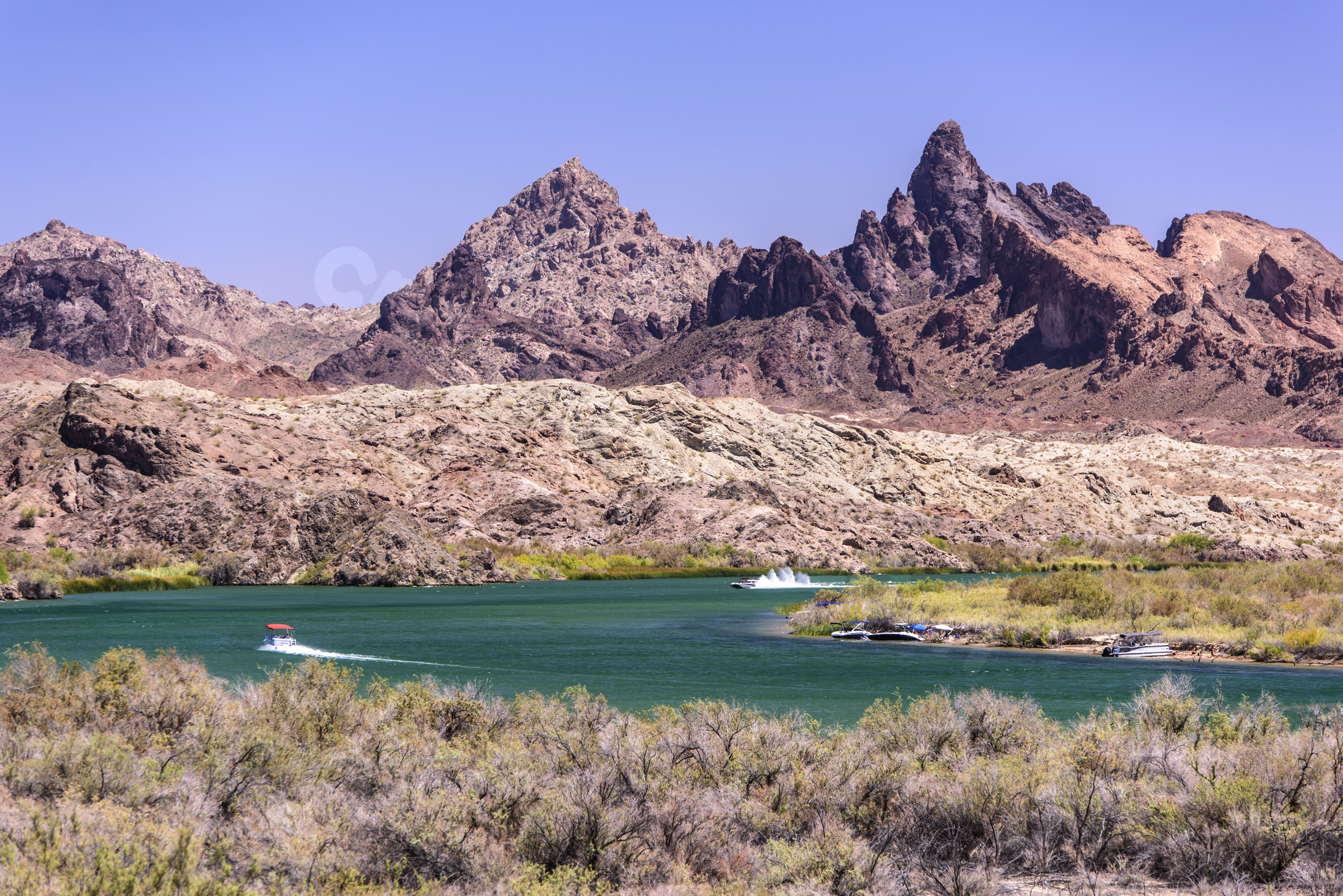 Man from Southern California dies in suspected DUI boat accident.